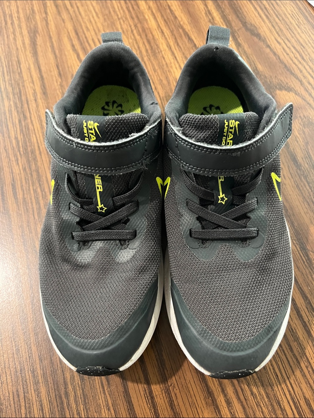 Nike Kids Black Sneakers with Neon Yellow Accents